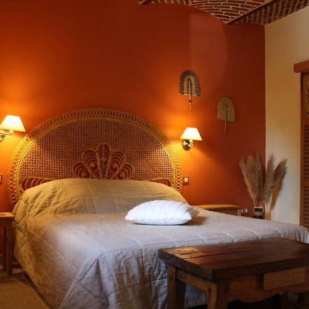 Bed and Breakfast L'Atterrissage Santes Экстерьер фото