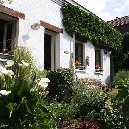 Bed and Breakfast L'Atterrissage Santes Экстерьер фото