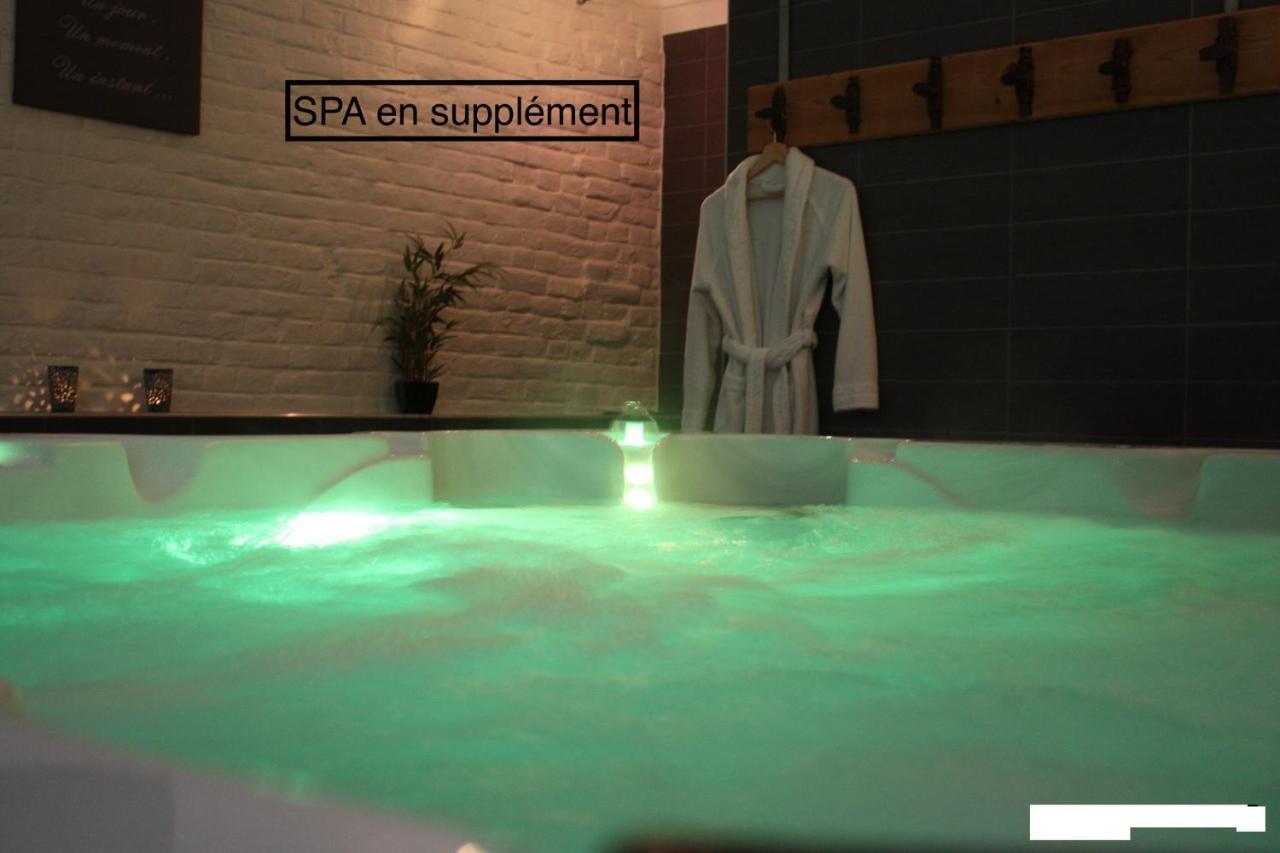 Bed and Breakfast L'Atterrissage Santes Экстерьер фото